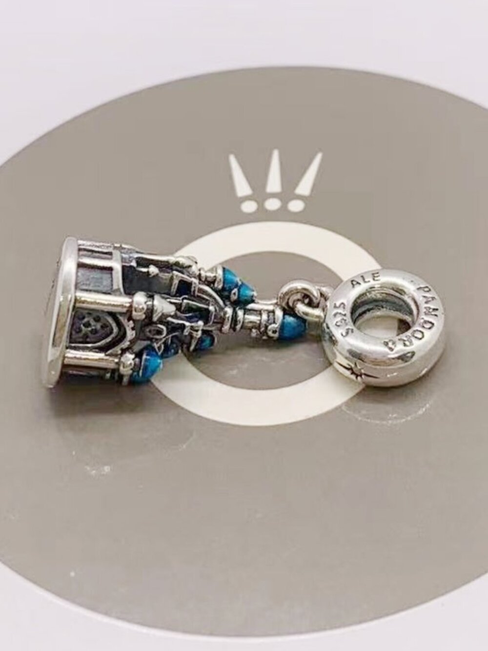 Pandora Disneyland Paris Exclusive Charms - Picture 3 of 5